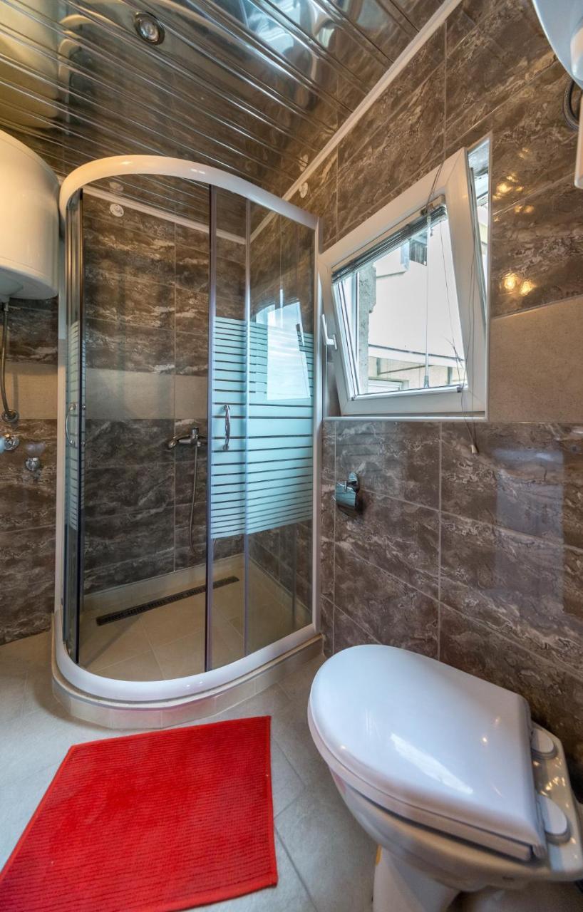 Lux Apartment In Downtown Belgrado Esterno foto